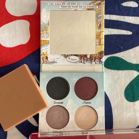 Makeup bundle - Picture 5 of 7